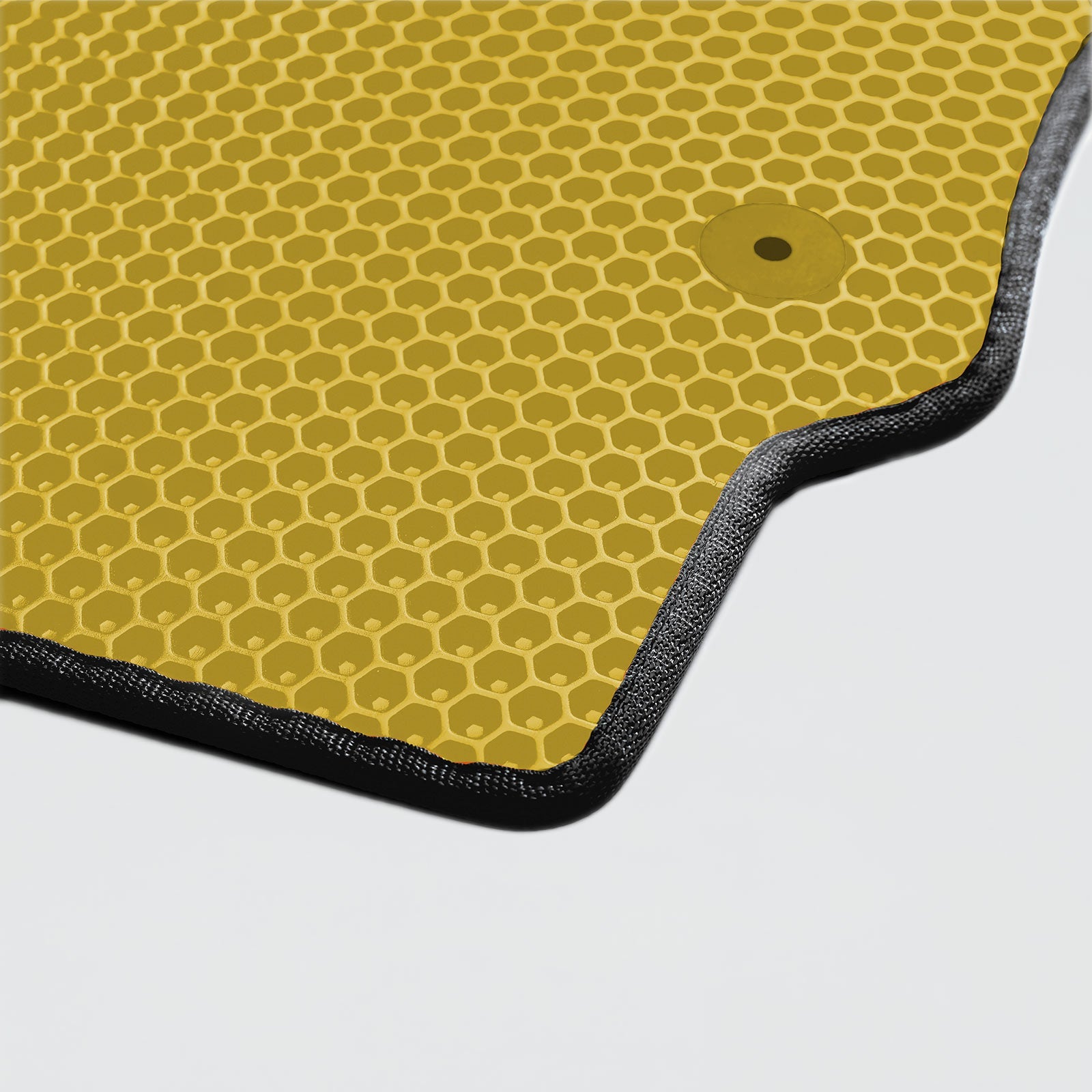 Mata do bagażnika na wymiar